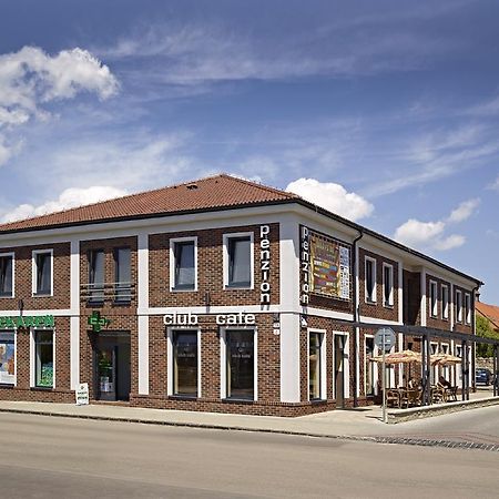 Penzion Club Skalica Ngoại thất bức ảnh
